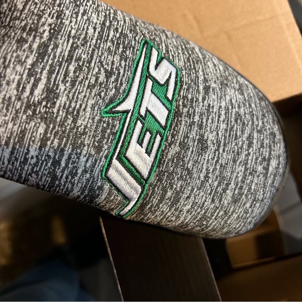 FOCO Mens NY Jets NFL Team Logo Poly Knit Cup Sole Slippers NIB